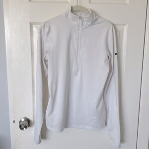 Nike 3/4 zip pullover size M